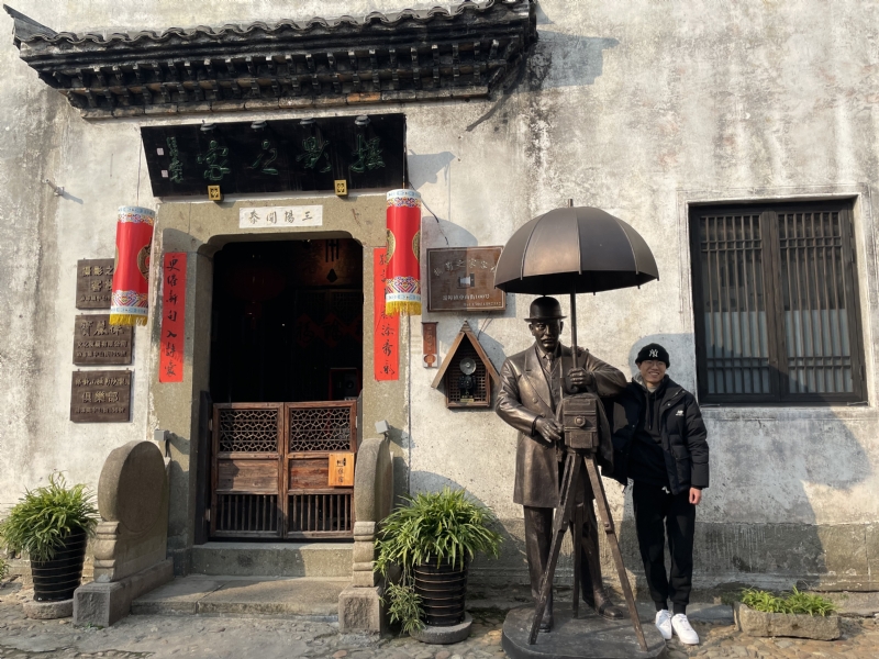 喝可乐的猫的第一张照片--揭阳相亲服务中心