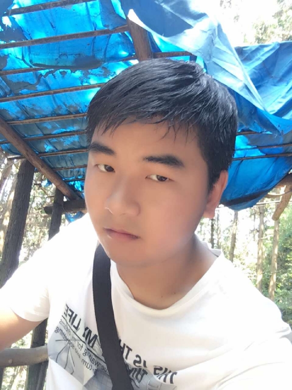 殷勤的王子的第三张照片--揭阳相亲服务中心