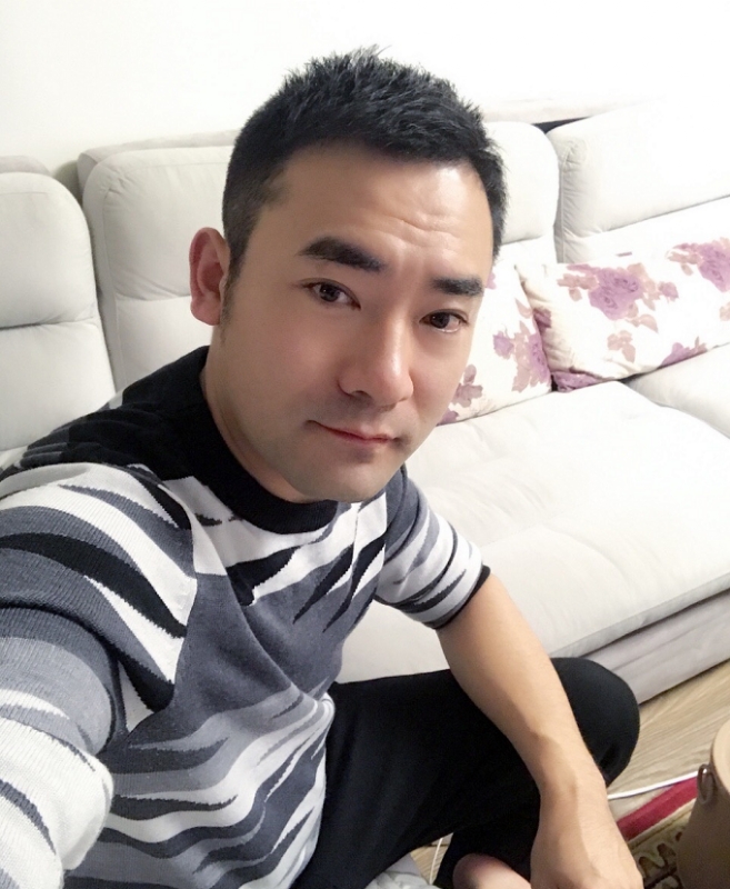 随风的第一张照片--揭阳相亲服务中心