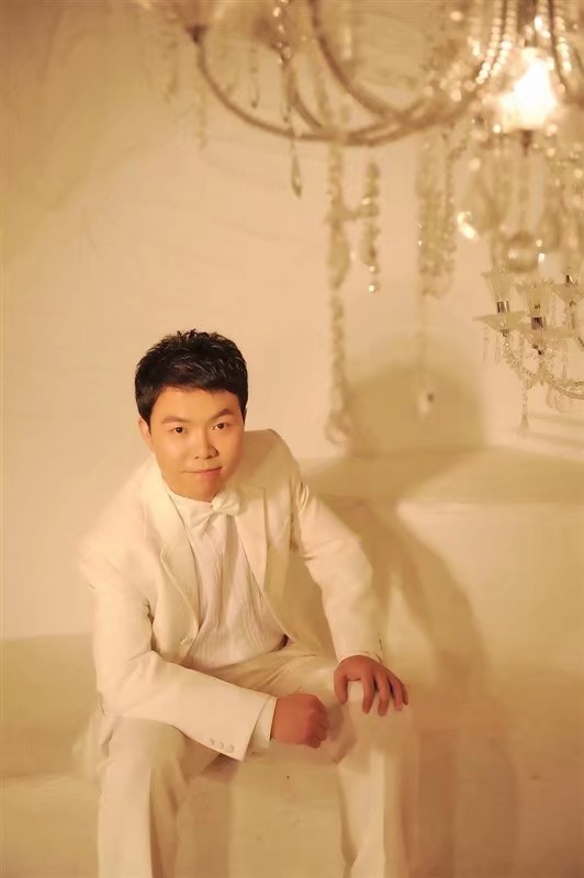 龙樱花的第一张照片--揭阳相亲服务中心