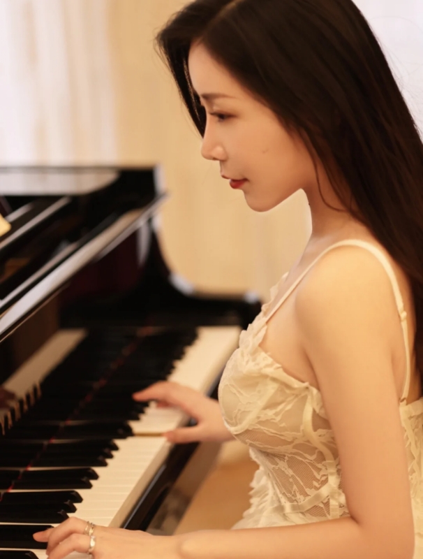 linlin的第二张照片--揭阳相亲服务中心