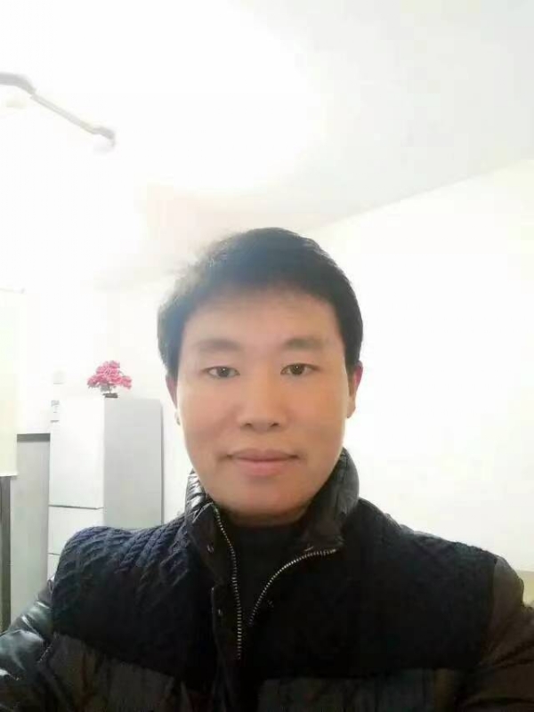 擎天柱的第一张照片--揭阳相亲服务中心