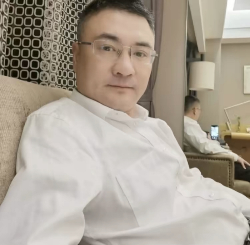 追逐的第二张照片--揭阳相亲服务中心