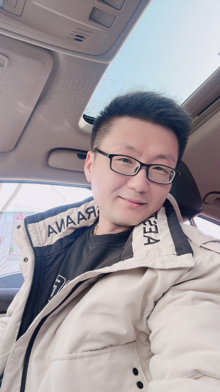 不离不弃的第二张照片--揭阳相亲服务中心