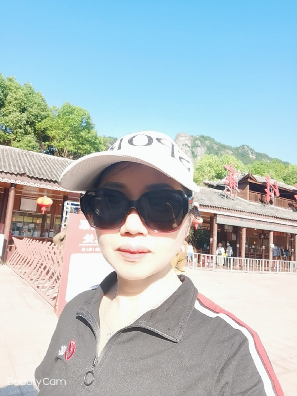 山百合的第一张照片--揭阳相亲服务中心