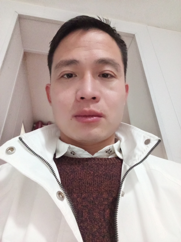 忧伤还是快乐的第一张照片--揭阳相亲服务中心