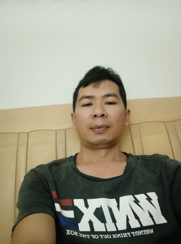 小伙子的第四张照片--揭阳相亲服务中心