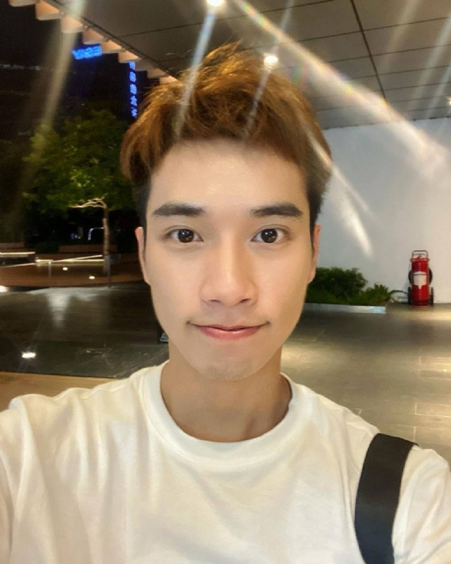 油菜花的第一张照片--揭阳相亲服务中心