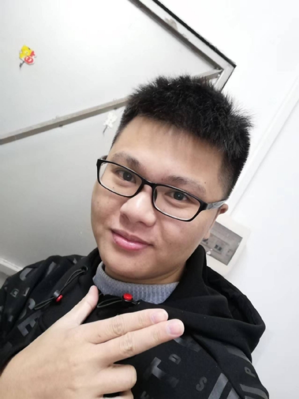 小小梦执的第二张照片--揭阳相亲服务中心