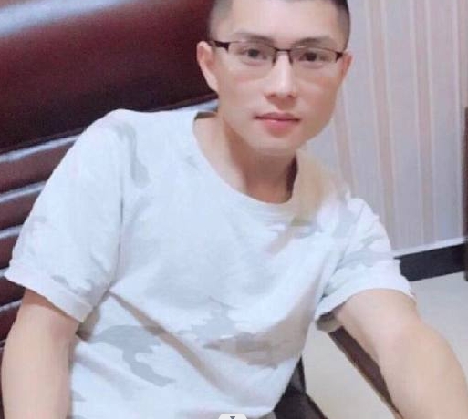 辉辉辉的第一张照片--揭阳相亲服务中心