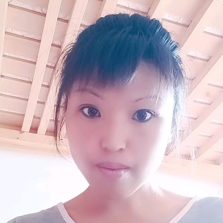 Lily的第一张照片--揭阳相亲服务中心