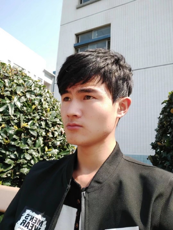 阳光男孩的第四张照片--揭阳相亲服务中心