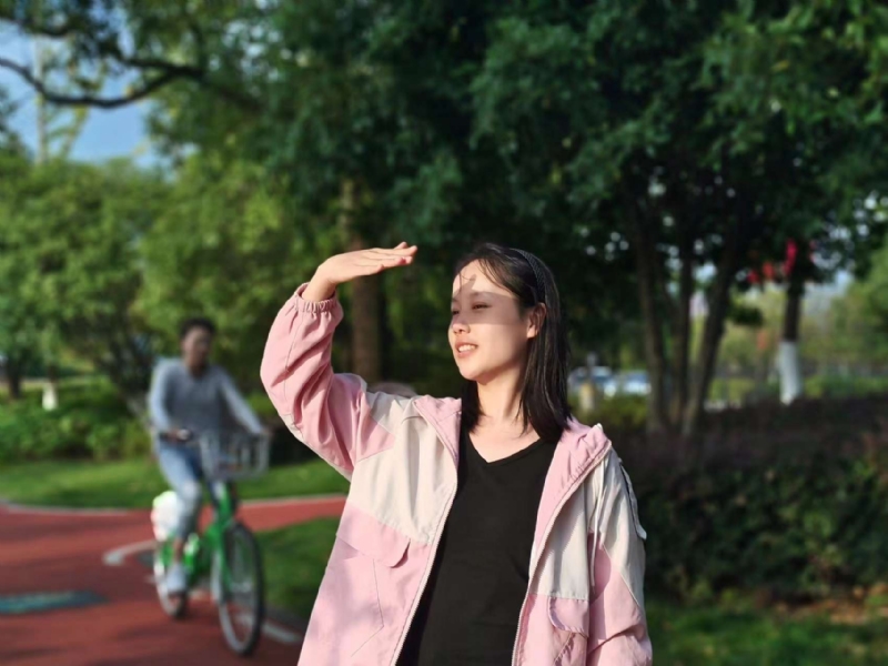 达拉崩吧的第一张照片--揭阳相亲服务中心