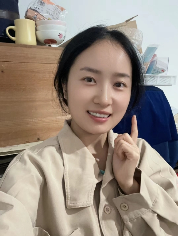 多喝热水的第一张照片--揭阳相亲服务中心