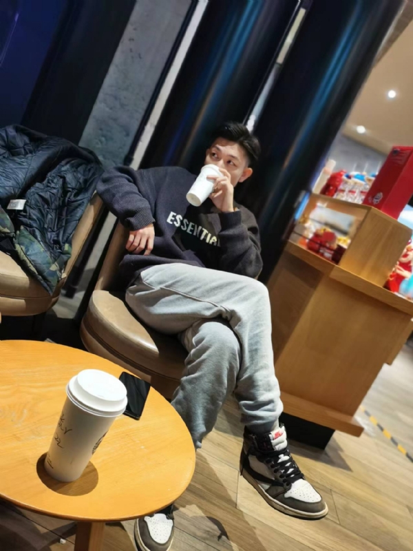 LAZY的第一张照片--揭阳相亲服务中心