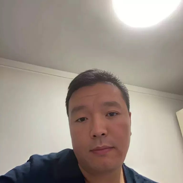 穿唐装的松鼠的第一张照片--揭阳相亲服务中心