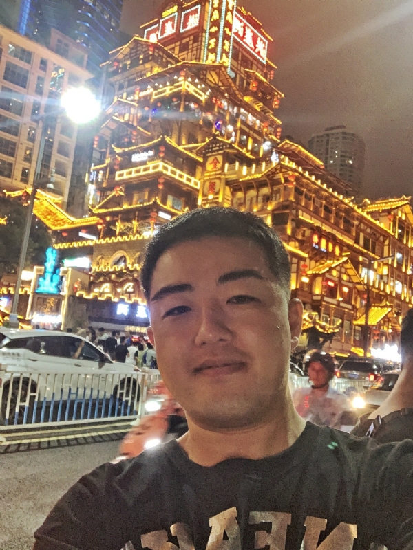 钢铁侠的第一张照片--揭阳相亲服务中心