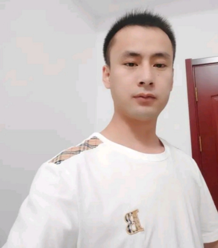 海阔天空的第一张照片--揭阳相亲服务中心