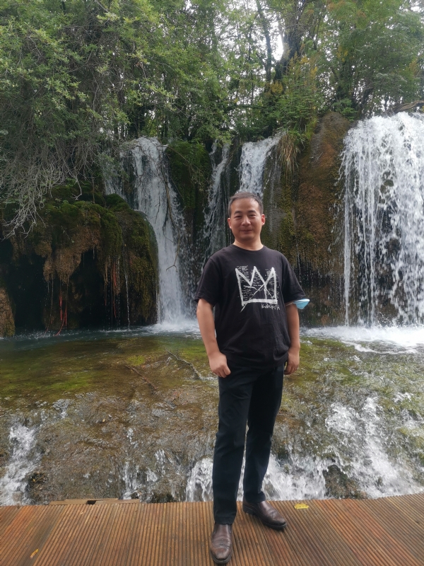 任君君的第一张照片--揭阳相亲服务中心