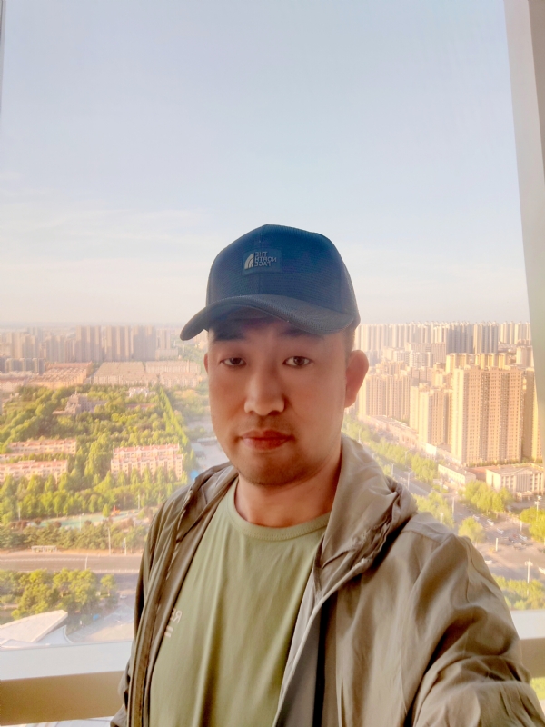 勇攀高峰的第二张照片--揭阳相亲服务中心