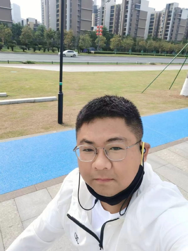 冰城小土匪的第二张照片--揭阳相亲服务中心