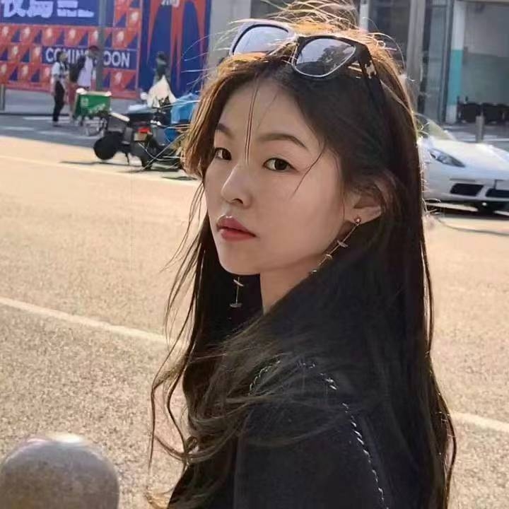 依依姐的第一张照片--揭阳相亲服务中心