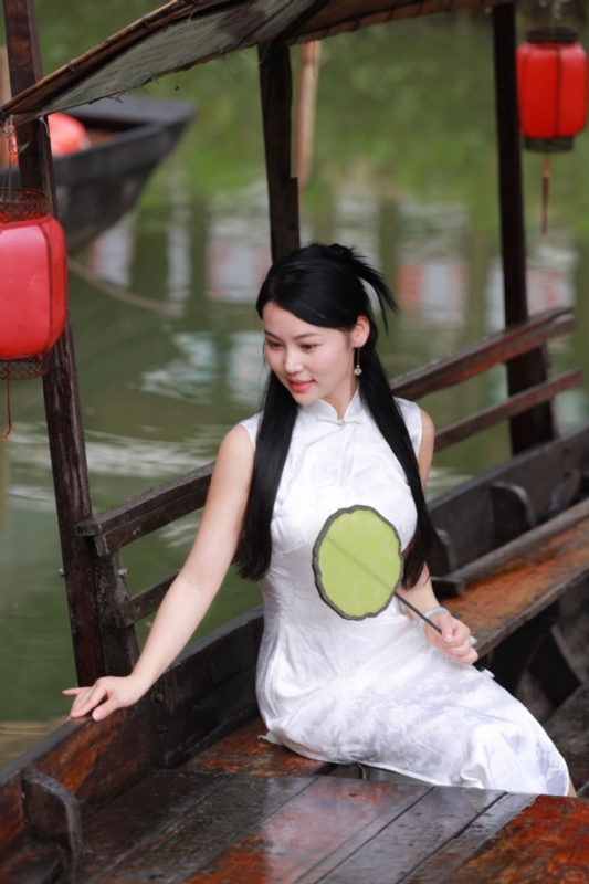 小慧的第二张照片--揭阳相亲服务中心