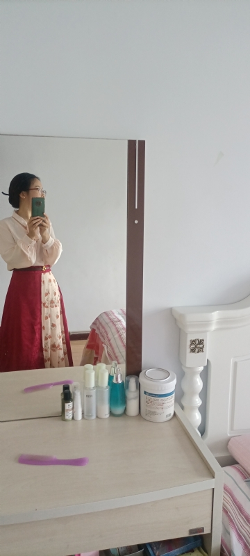 伊落梅雪笺的第一张照片--揭阳相亲服务中心