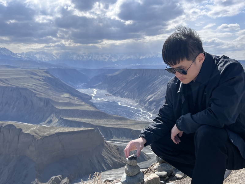 蓦然回首的第一张照片--揭阳相亲服务中心