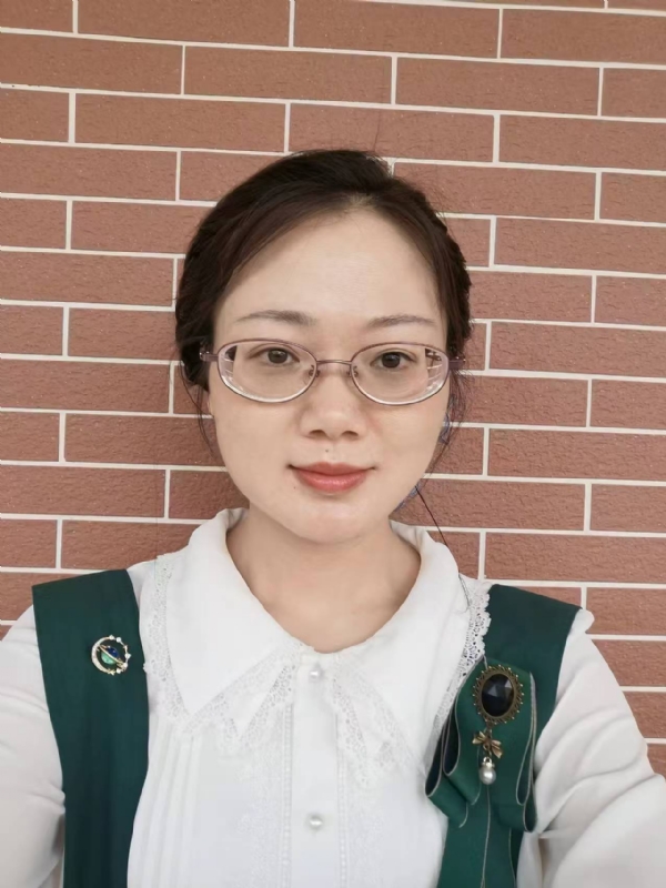 Lily的第一张照片--揭阳相亲服务中心