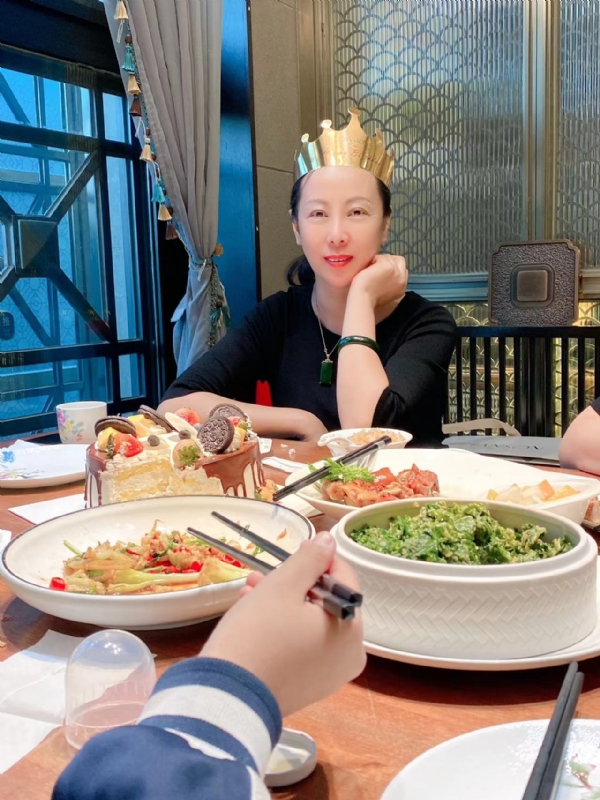 红红的第二张照片--揭阳相亲服务中心