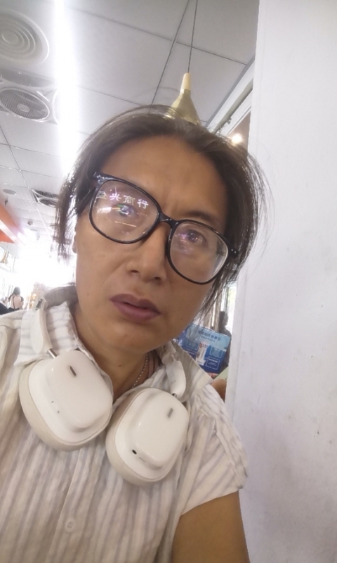 冬天的蔷薇的第三张照片--揭阳相亲服务中心