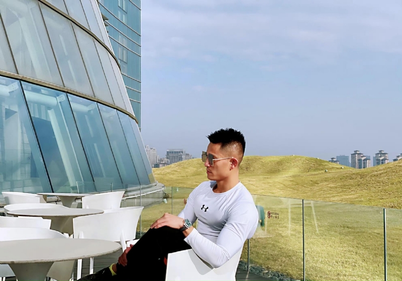 保家卫国的第一张照片--揭阳相亲服务中心