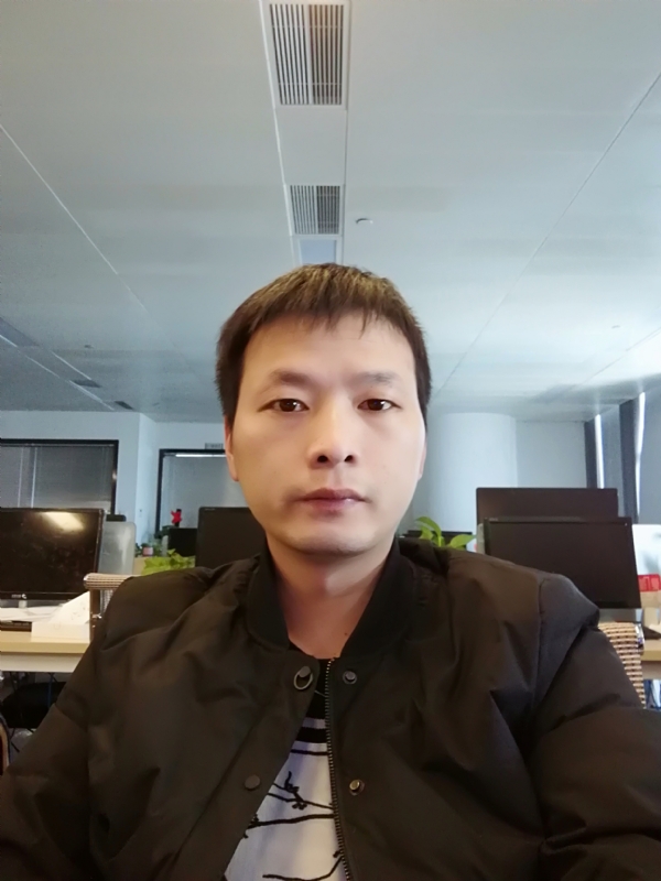 刘堃的第一张照片--揭阳相亲服务中心