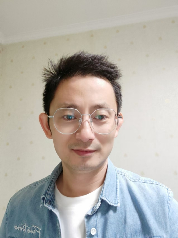 飘逸的第二张照片--揭阳相亲服务中心