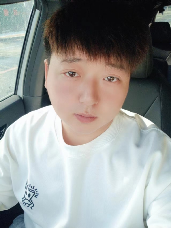 可乐加冰的第一张照片--揭阳相亲服务中心