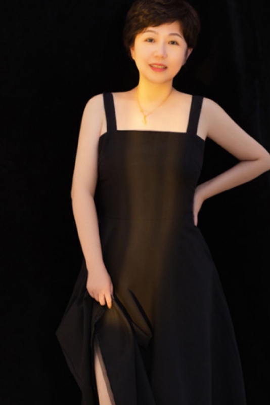 阿娜的第一张照片--揭阳相亲服务中心