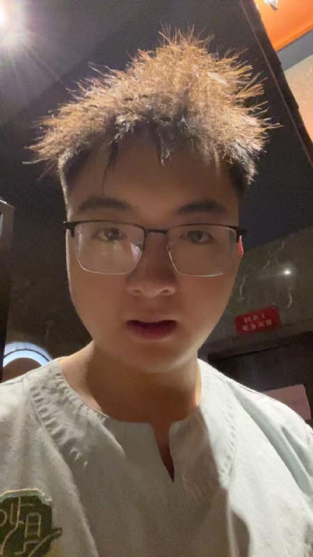 成熟稳重的男士的第一张照片--揭阳相亲服务中心