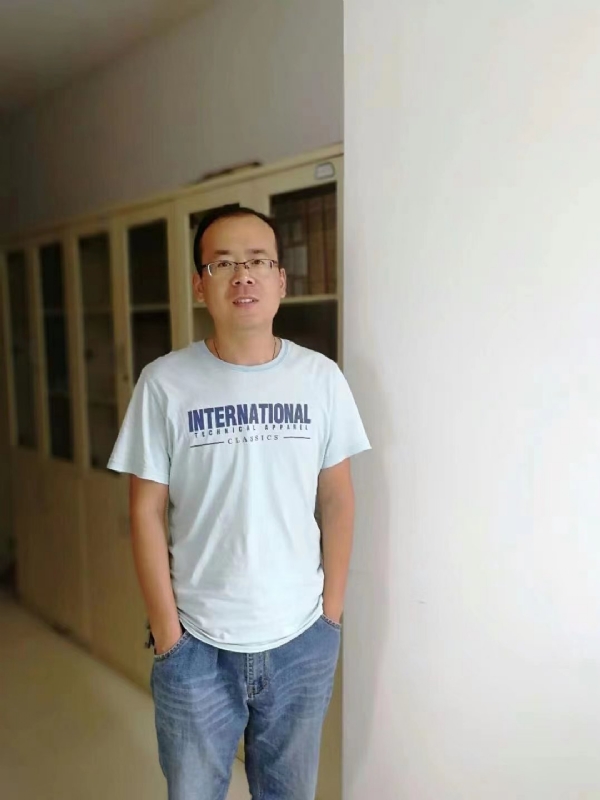 黄土麦田的第三张照片--揭阳相亲服务中心