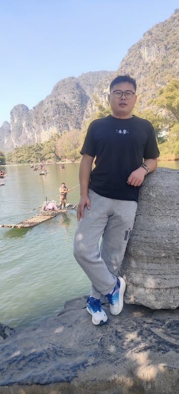 受过伤的狼的第三张照片--揭阳相亲服务中心