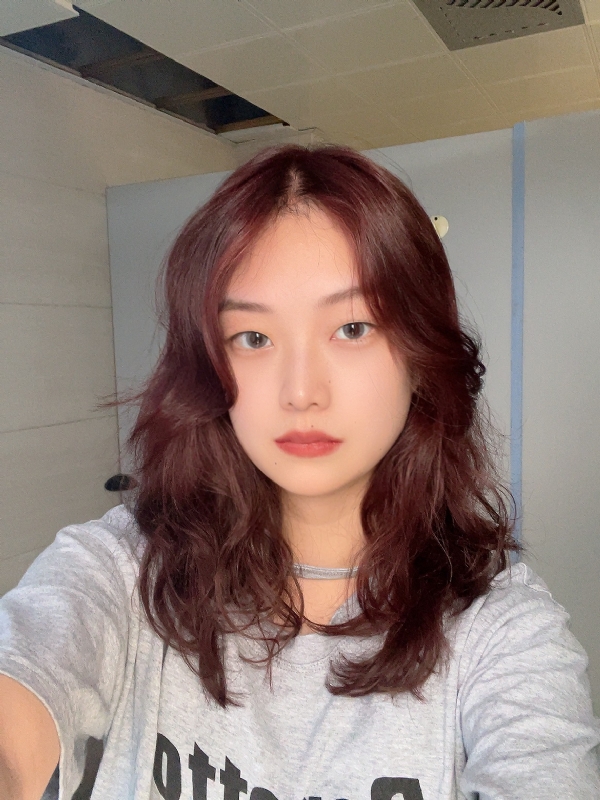 Holy的第二张照片--揭阳相亲服务中心