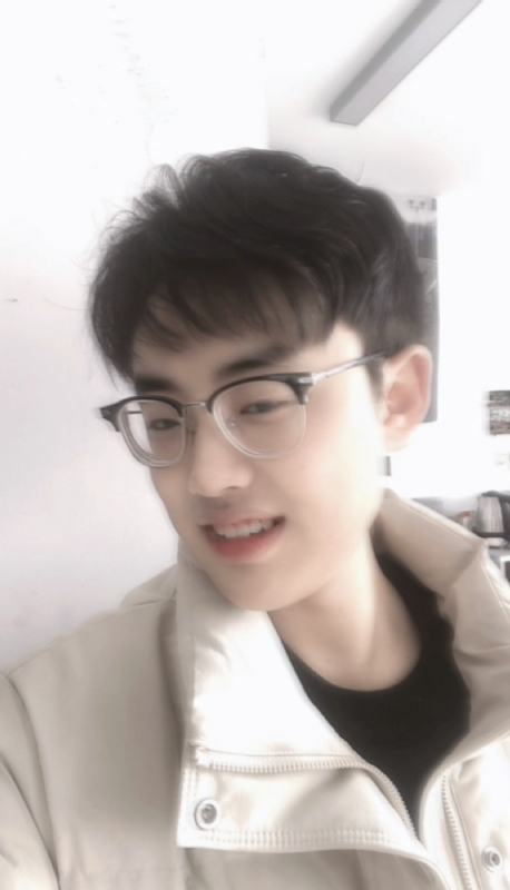 梁21的第一张照片--揭阳相亲服务中心