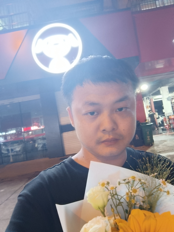 小陈的第一张照片--揭阳相亲服务中心