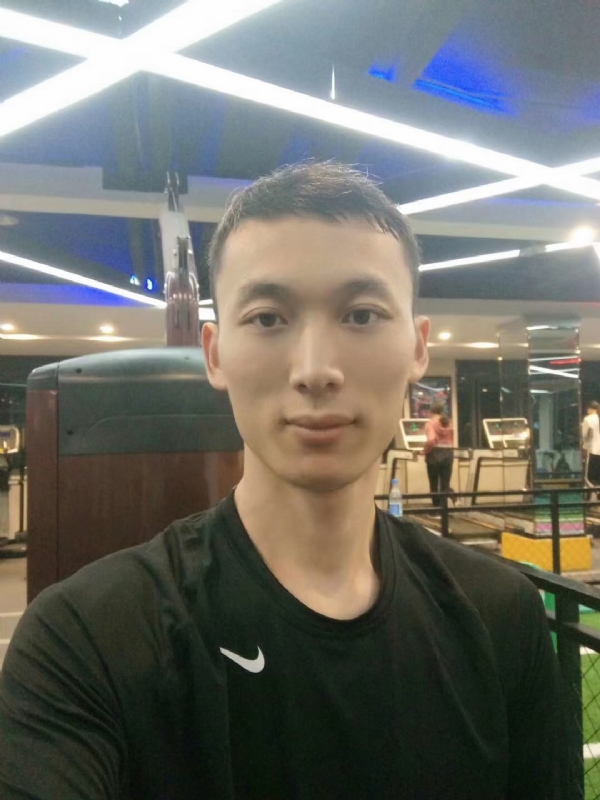 青松的第一张照片--揭阳相亲服务中心