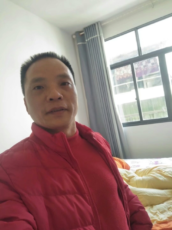 真诚征婚的第一张照片--揭阳相亲服务中心