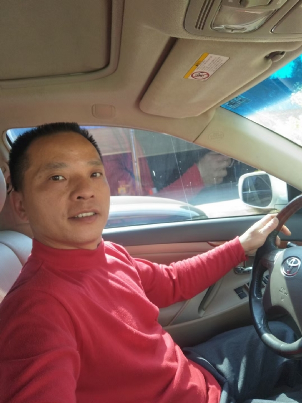 真诚征婚的第三张照片--揭阳相亲服务中心