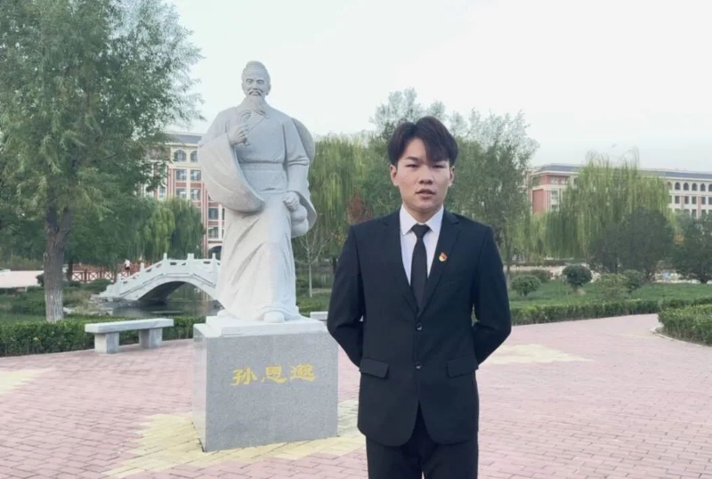 尚明月的第一张照片--揭阳相亲服务中心