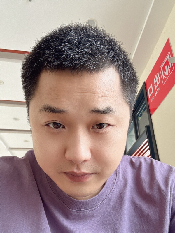 五是五的第一张照片--揭阳相亲服务中心