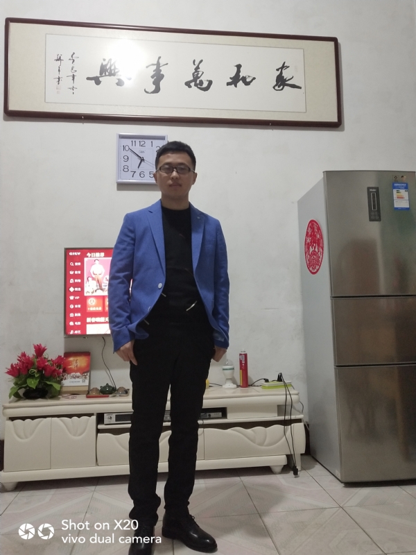 孤独的狼的第一张照片--揭阳相亲服务中心