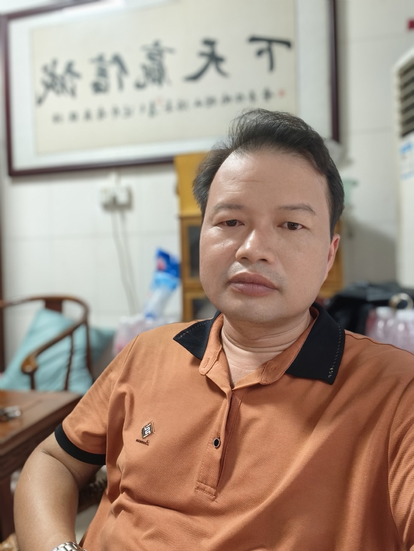 自强不息的第一张照片--揭阳相亲服务中心